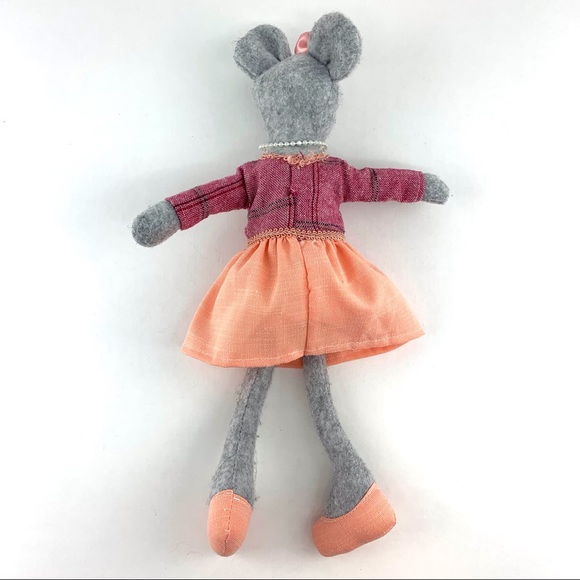 Sitting Mouse Decor Piece - Picture 6 of 15